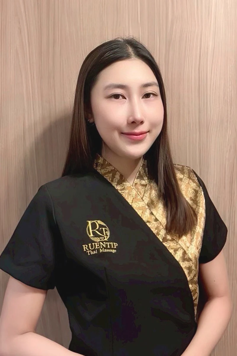 STAFF スタッフ紹介 タイ古式マッサージ ルアンティップ