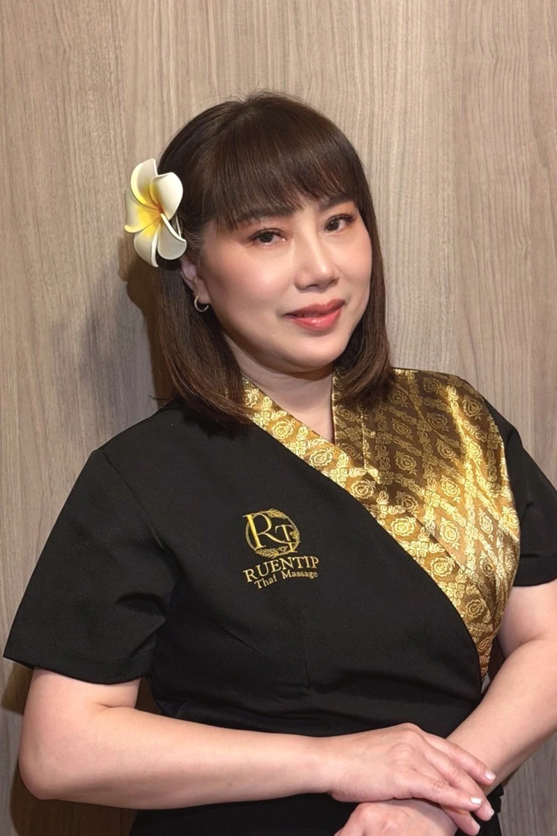 STAFF スタッフ紹介 タイ古式マッサージ ルアンティップ